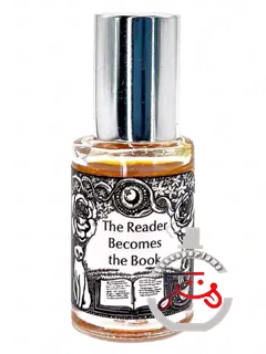 د ریدر بیکامز د بوک، آ هاوس آن د مون | the reader becomes the book a house on the moon