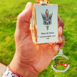 Rose de Petra Stéphane Humbert Lucas 777