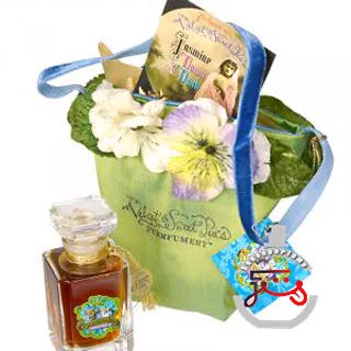 Jasmine Dawn & Dusk Velvet & Sweet Pea’s Purrfumery