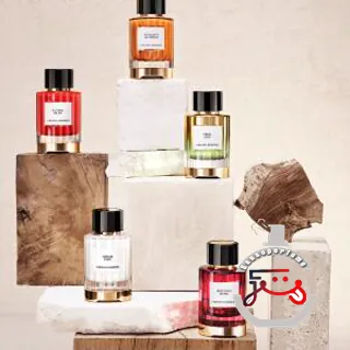 Cedar Chic Carolina Herrera