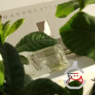 Petales Chantecaille