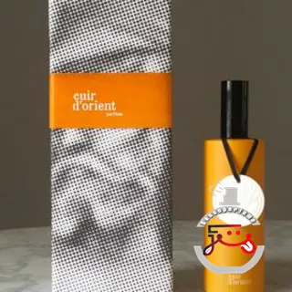 Cuir d'Orient Sous le Manteau