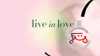 Live in Love Oscar de la Renta